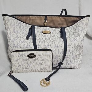 Michael Kors Cream and Navy Tote with Wallet